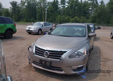 2014 Nissan Altima 2.5 S из США, поврежденный, VIN 1N4AL3AP0EC130543